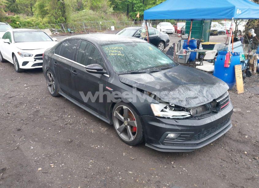 2017 Volkswagen Jetta GLI (VIN 3VW4T7AJ5HM324785) main photo