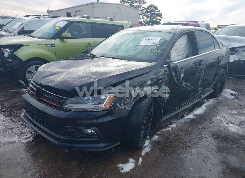 Photo 2 of 2017 Volkswagen Jetta GLI (VIN 3VW4T7AJ5HM362744)