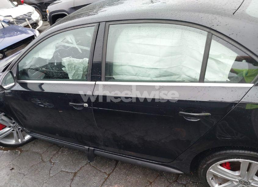 Photo 14 of 2015 Volkswagen Jetta 2.0T GLI SEL (VIN 3VW4T7AJ6FM334433)