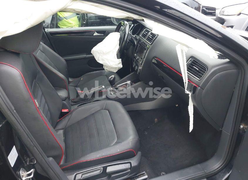 Photo 5 of 2015 Volkswagen Jetta 2.0T GLI SEL (VIN 3VW4T7AJ6FM334433)