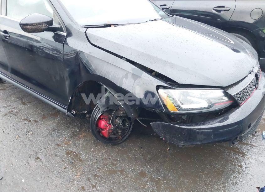 Photo 6 of 2015 Volkswagen Jetta 2.0T GLI SEL (VIN 3VW4T7AJ6FM334433)