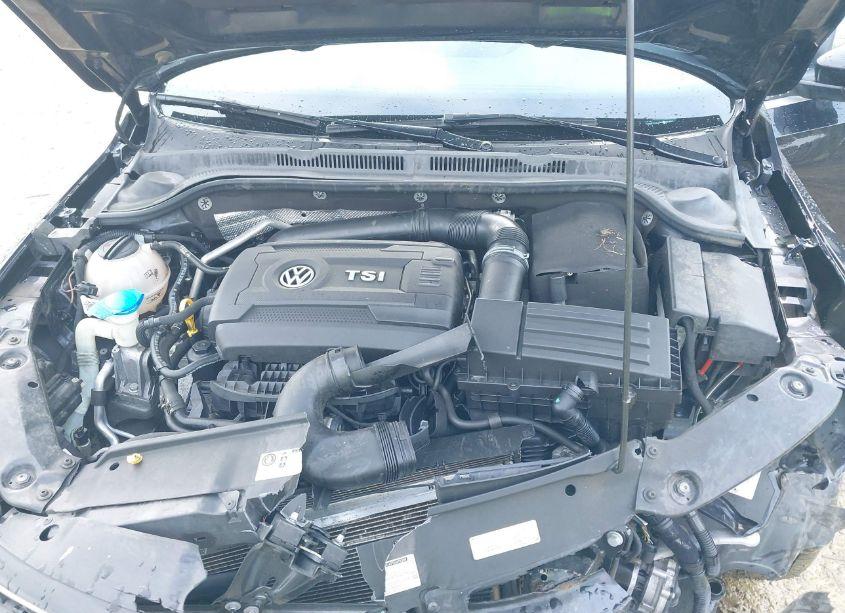 Photo 10 of 2017 Volkswagen Jetta GLI (VIN 3VW4T7AJ6HM250809)