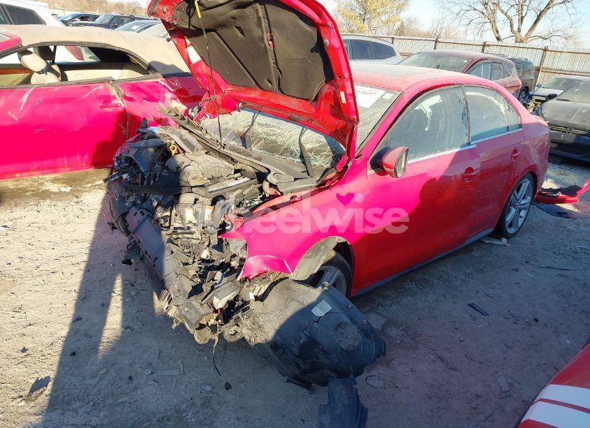 Photo 2 of 2015 Volkswagen Jetta 2.0T GLI SEL (VIN 3VW4T7AJ8FM329430)