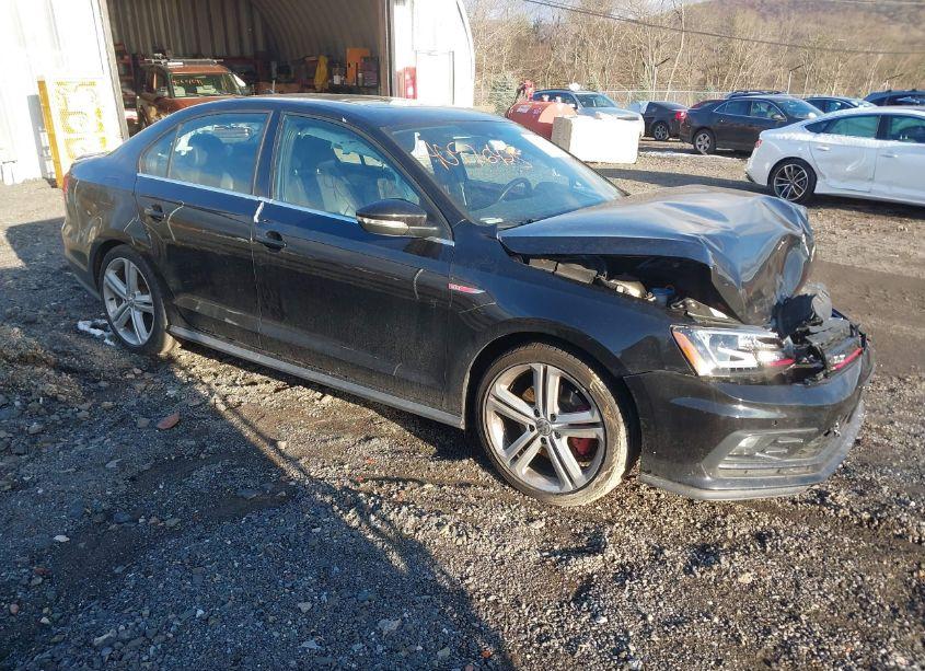 2016 Volkswagen Jetta 2.0T GLI SEL (VIN 3VW4T7AJ8GM319241) main photo