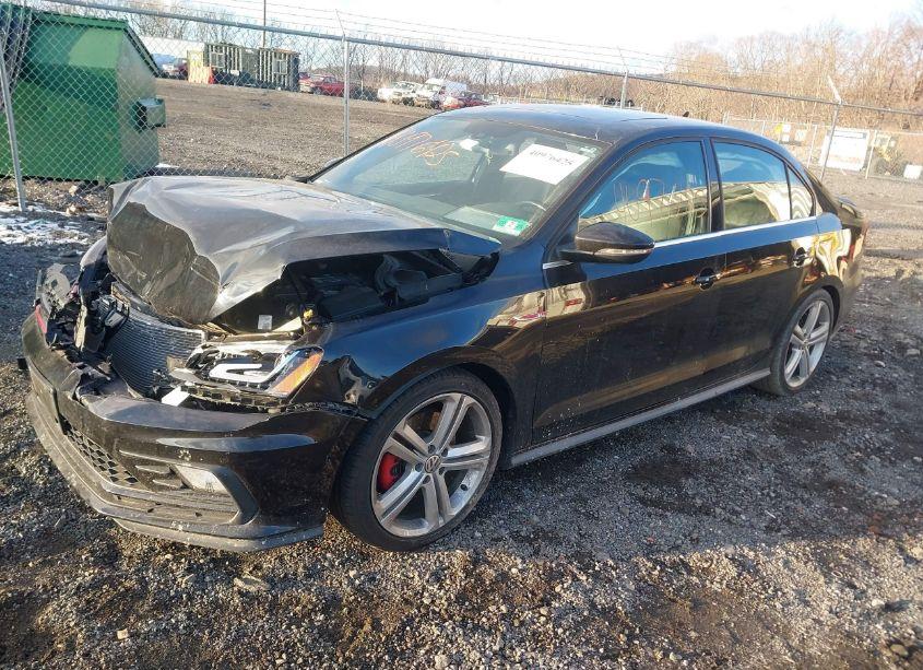Photo 2 of 2016 Volkswagen Jetta 2.0T GLI SEL (VIN 3VW4T7AJ8GM319241)