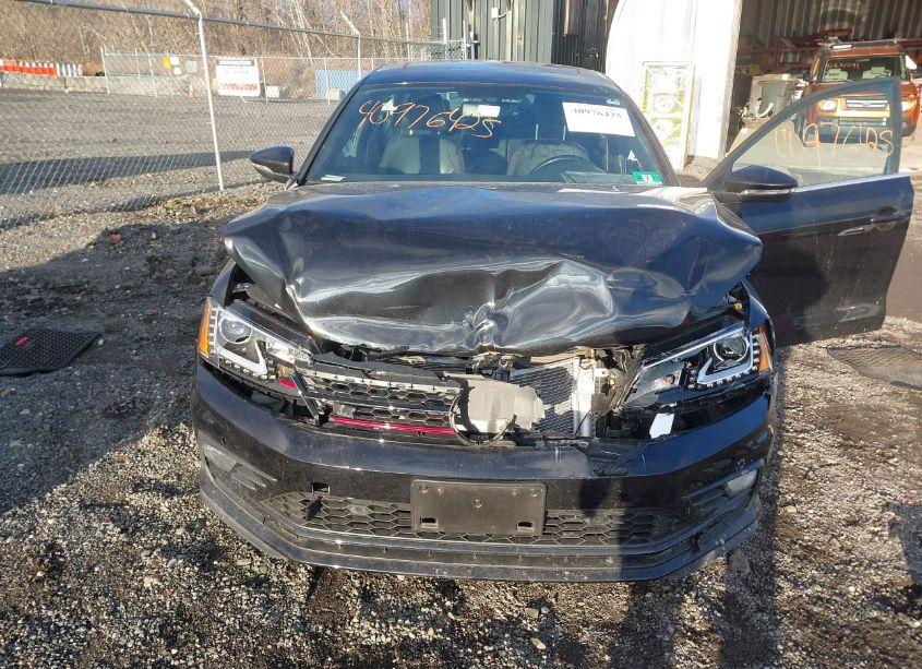 Photo 6 of 2016 Volkswagen Jetta 2.0T GLI SEL (VIN 3VW4T7AJ8GM319241)