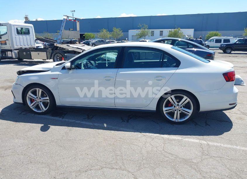 Photo 14 of 2016 Volkswagen Jetta 2.0T GLI SE (VIN 3VW4T7AJ8GM346116)
