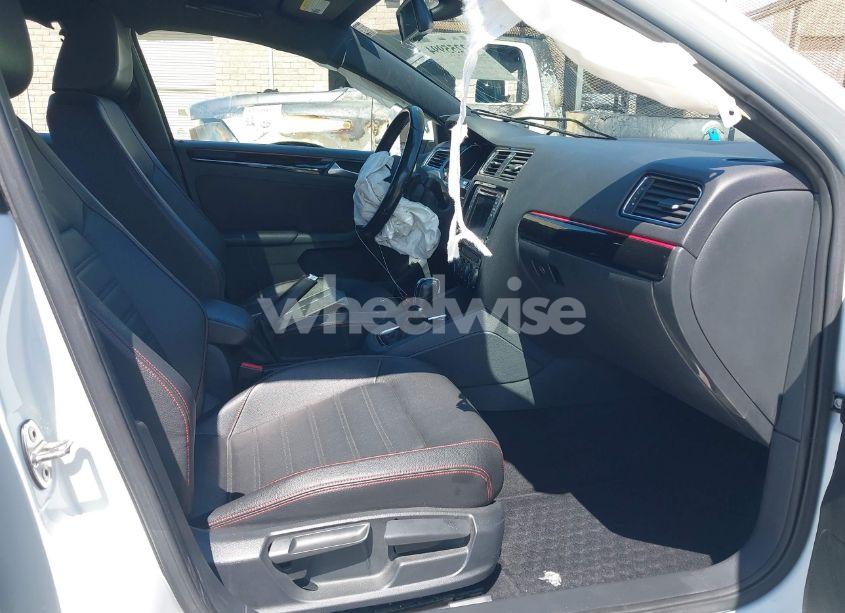 Photo 5 of 2016 Volkswagen Jetta 2.0T GLI SE (VIN 3VW4T7AJ8GM346116)