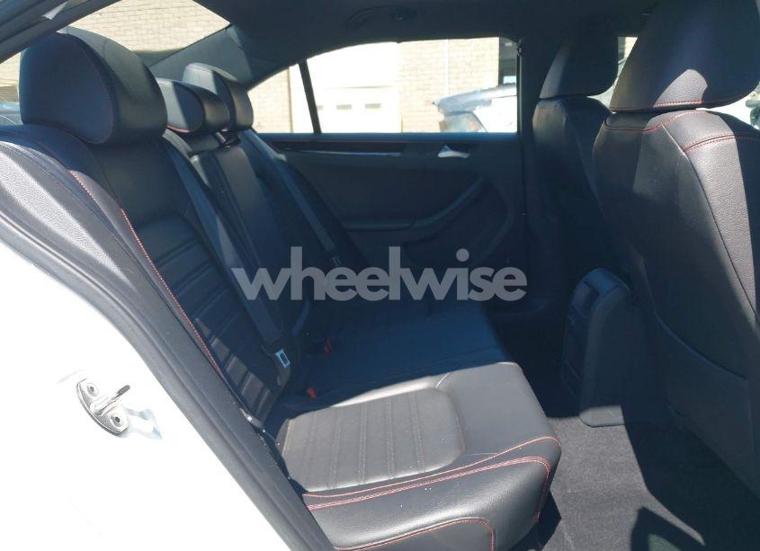 Photo 8 of 2016 Volkswagen Jetta 2.0T GLI SE (VIN 3VW4T7AJ8GM346116)