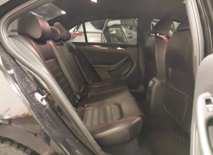 Photo 8 of 2013 Volkswagen Jetta GLI AUTOBAHN W/NAV (VIN 3VW4T7AJ9DM304078)