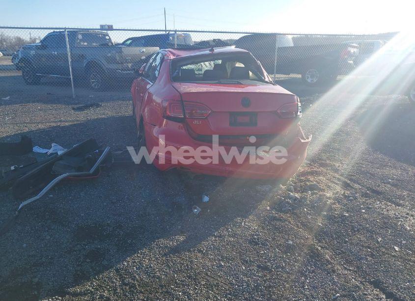 Photo 3 of 2014 Volkswagen Jetta GLI EDITION 30 W/NAV (VIN 3VW4T7AJ9EM283749)