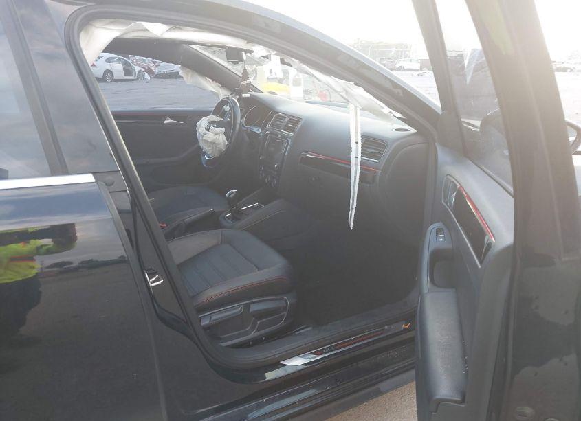 Photo 5 of 2016 Volkswagen Jetta 2.0T GLI SE (VIN 3VW4T7AJ9GM355777)