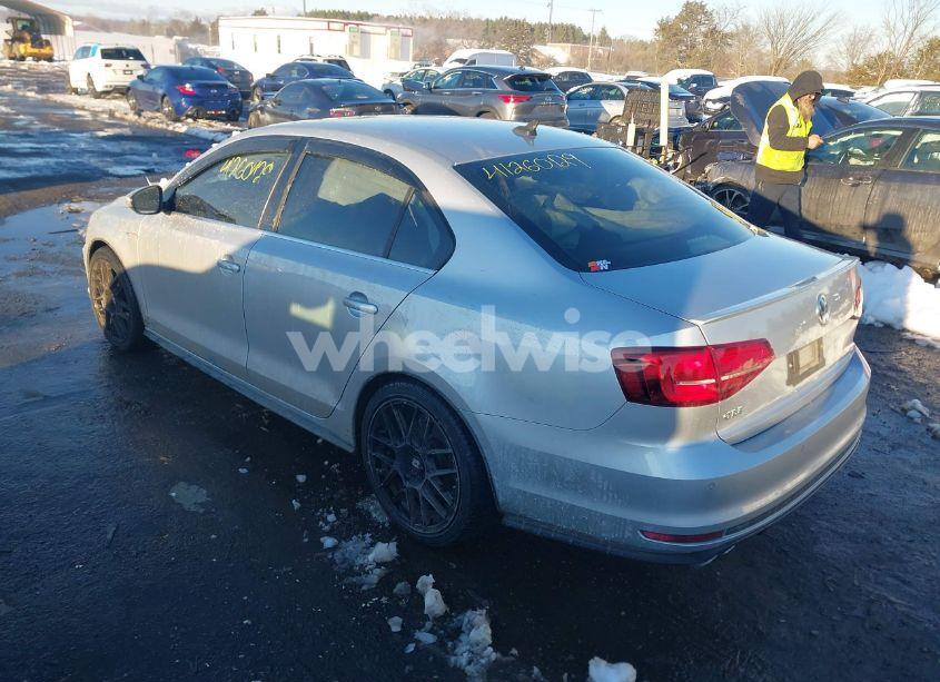 Photo 3 of 2016 Volkswagen Jetta 2.0T GLI SEL (VIN 3VW4T7AJ9GM356895)