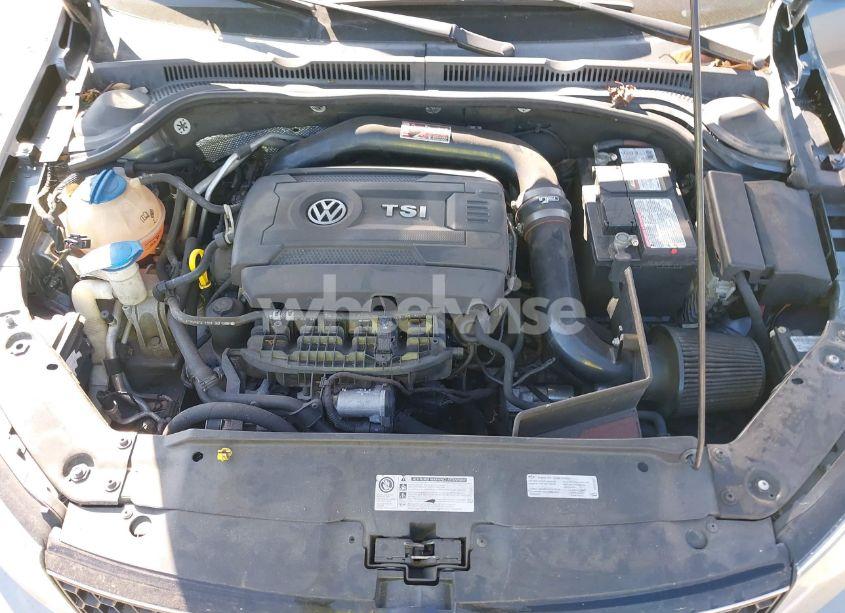 Photo 10 of 2014 Volkswagen Jetta GLI AUTOBAHN W/NAV (VIN 3VW4T7AJXEM375338)