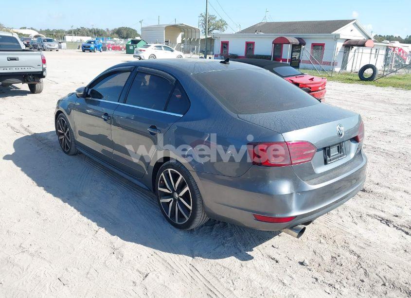 Photo 3 of 2014 Volkswagen Jetta GLI AUTOBAHN W/NAV (VIN 3VW4T7AJXEM375338)