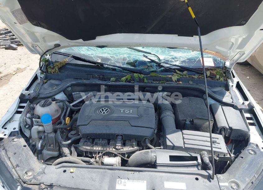 Photo 10 of 2017 Volkswagen Jetta GLI (VIN 3VW4T7AJXHM209289)