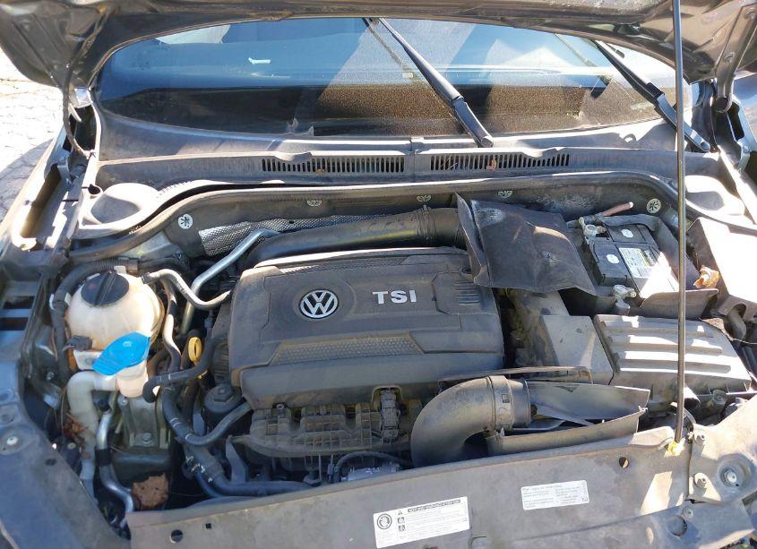 Photo 10 of 2017 Volkswagen Jetta GLI (VIN 3VW4T7AJXHM336883)