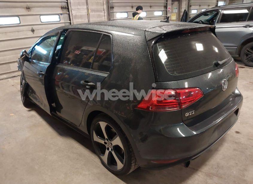 Photo 14 of 2015 Volkswagen Golf GTI 2.0T AUTOBAHN 4-DOOR (VIN 3VW4T7AU0FM009027)