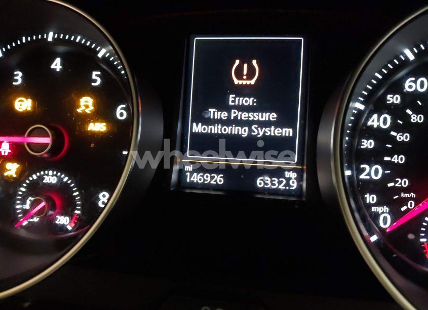 Photo 7 of 2015 Volkswagen Golf GTI 2.0T AUTOBAHN 4-DOOR (VIN 3VW4T7AU0FM009027)