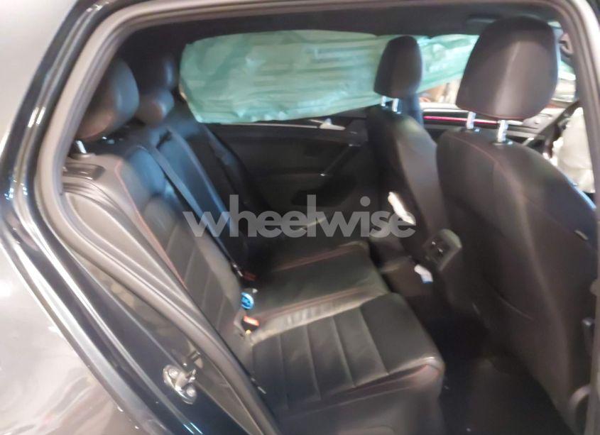 Photo 8 of 2015 Volkswagen Golf GTI 2.0T AUTOBAHN 4-DOOR (VIN 3VW4T7AU0FM009027)