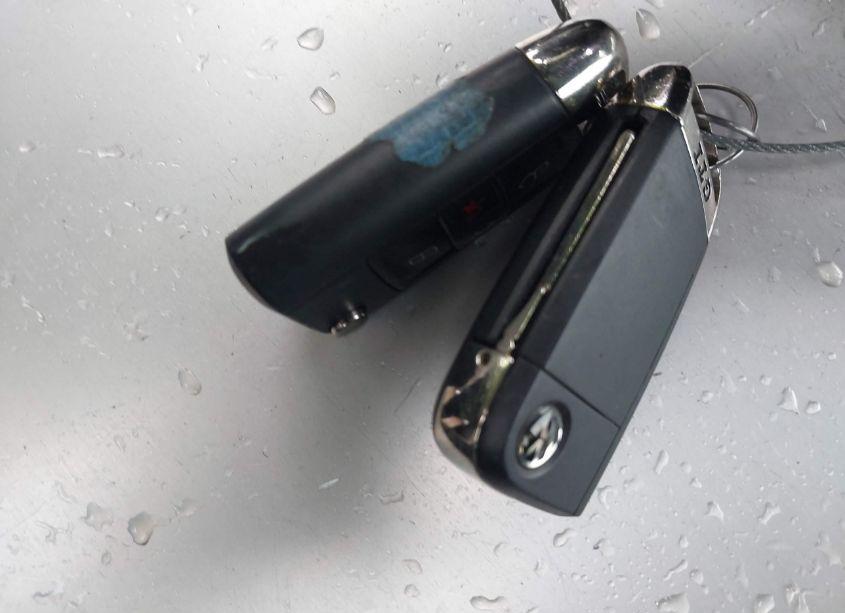 Photo 11 of 2015 Volkswagen Golf GTI 2.0T SE 4-DOOR (VIN 3VW4T7AU0FM090756)