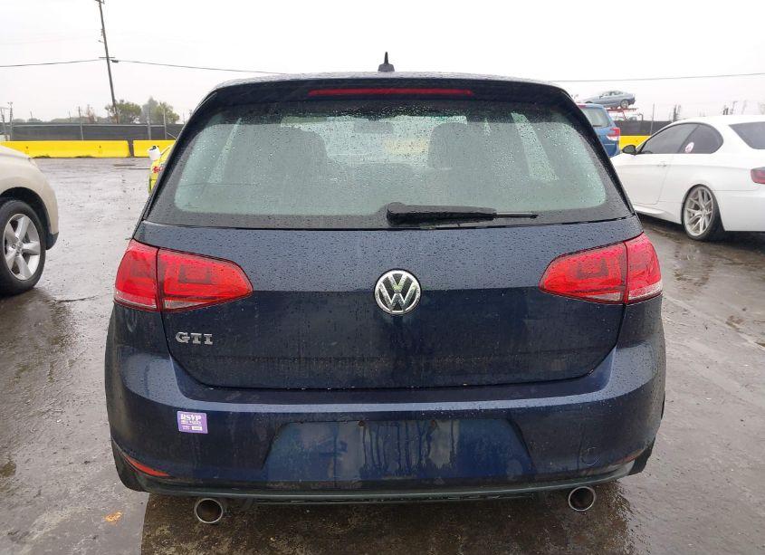 Photo 16 of 2015 Volkswagen Golf GTI 2.0T SE 4-DOOR (VIN 3VW4T7AU0FM090756)