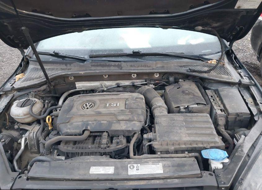 Photo 10 of 2017 Volkswagen Golf GTI AUTOBAHN 4-DOOR/S 4-DOOR/SE 4-DOOR/SPORT 4-DOOR (VIN 3VW4T7AU0HM050891)