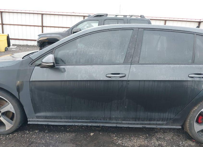 Photo 14 of 2017 Volkswagen Golf GTI AUTOBAHN 4-DOOR/S 4-DOOR/SE 4-DOOR/SPORT 4-DOOR (VIN 3VW4T7AU0HM050891)