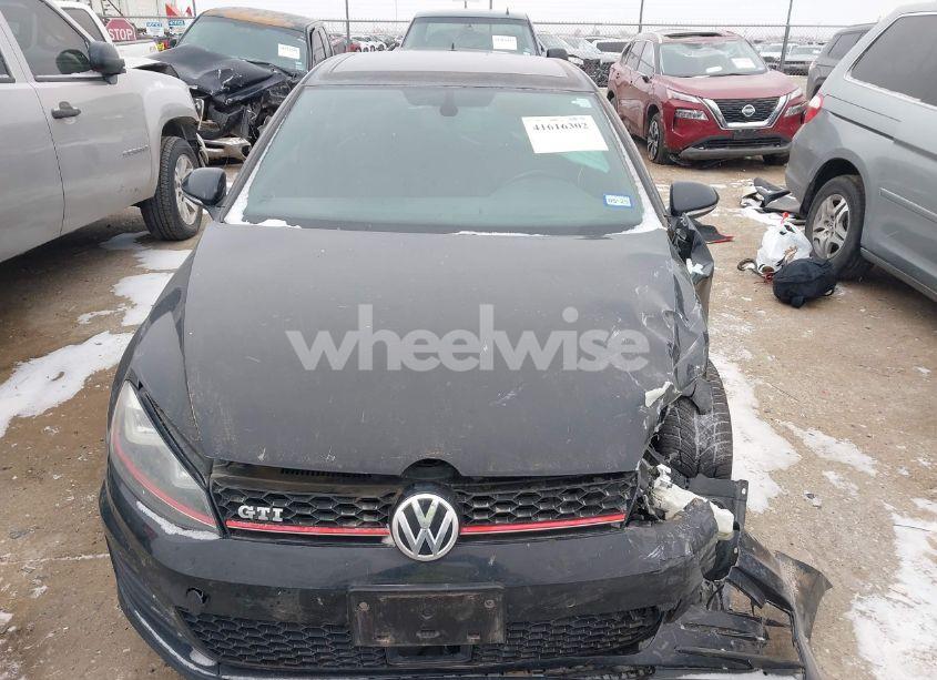 Photo 12 of 2015 Volkswagen Golf GTI 2.0T SE 4-DOOR (VIN 3VW4T7AU1FM070225)