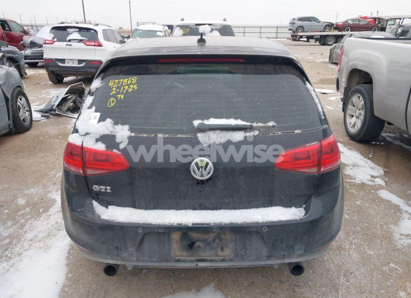 Photo 16 of 2015 Volkswagen Golf GTI 2.0T SE 4-DOOR (VIN 3VW4T7AU1FM070225)