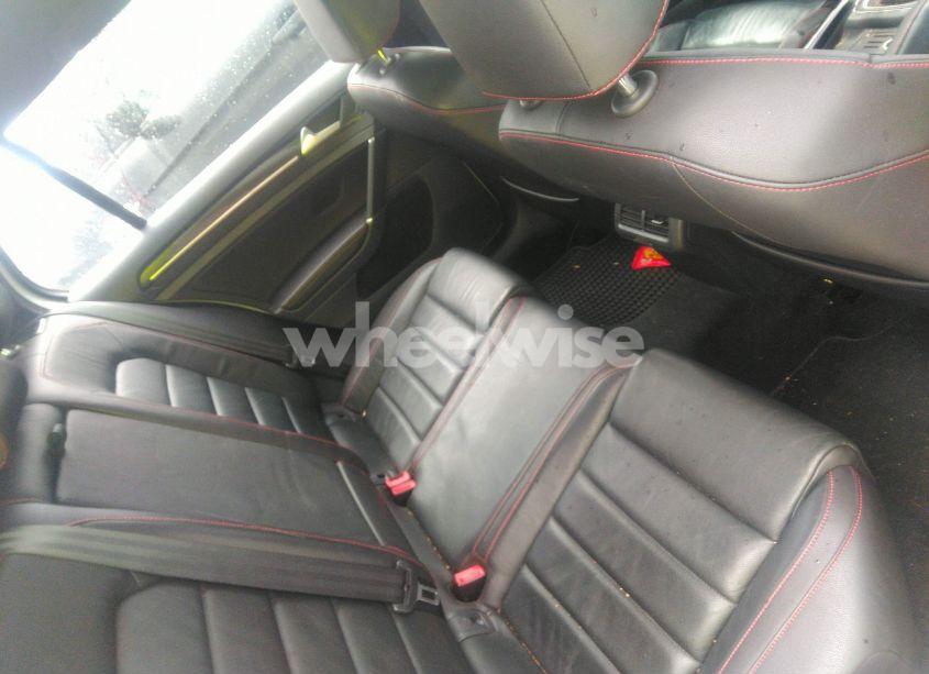 Photo 8 of 2015 Volkswagen Golf GTI 2.0T SE 4-DOOR (VIN 3VW4T7AU1FM082942)