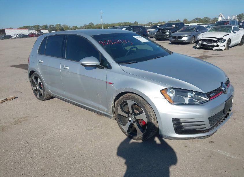 2017 Volkswagen Golf GTI S 4-DOOR (VIN 3VW4T7AU1HM008424) main photo