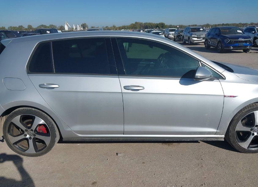 Photo 13 of 2017 Volkswagen Golf GTI S 4-DOOR (VIN 3VW4T7AU1HM008424)