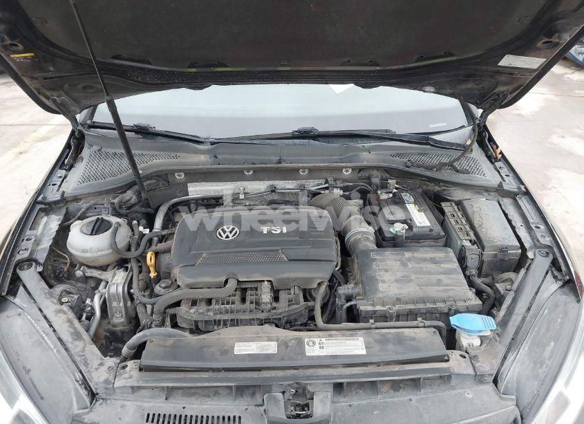 Photo 10 of 2017 Volkswagen Golf GTI AUTOBAHN 4-DOOR/S 4-DOOR/SE 4-DOOR/SPORT 4-DOOR (VIN 3VW4T7AU1HM067506)