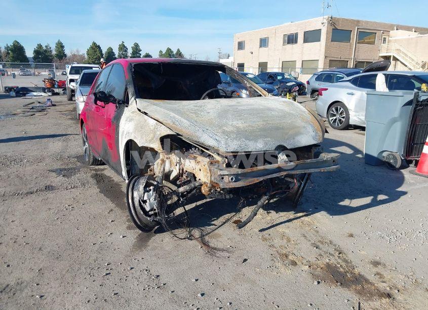 2015 Volkswagen Golf GTI 2.0T S 4-DOOR (VIN 3VW4T7AU2FM031756) main photo