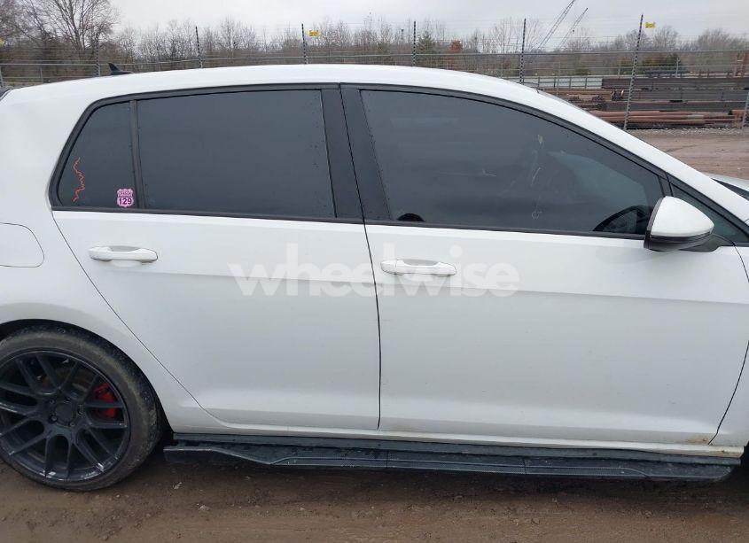 Photo 13 of 2017 Volkswagen Golf GTI AUTOBAHN 4-DOOR/S 4-DOOR/SE 4-DOOR/SPORT 4-DOOR (VIN 3VW4T7AU2HM070186)