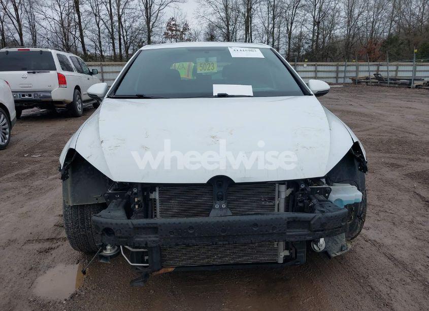 Photo 6 of 2017 Volkswagen Golf GTI AUTOBAHN 4-DOOR/S 4-DOOR/SE 4-DOOR/SPORT 4-DOOR (VIN 3VW4T7AU2HM070186)