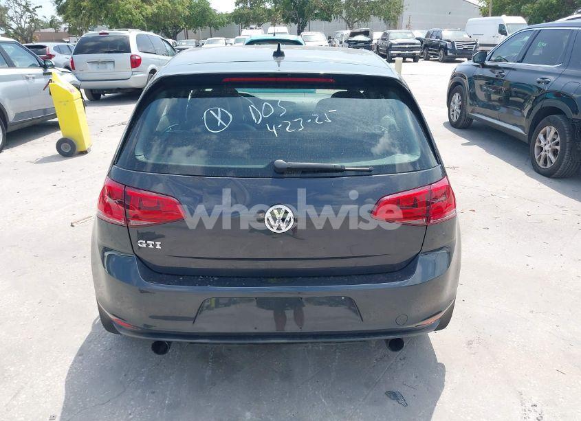 Photo 16 of 2015 Volkswagen Golf GTI 2.0T AUTOBAHN 4-DOOR (VIN 3VW4T7AU3FM029403)