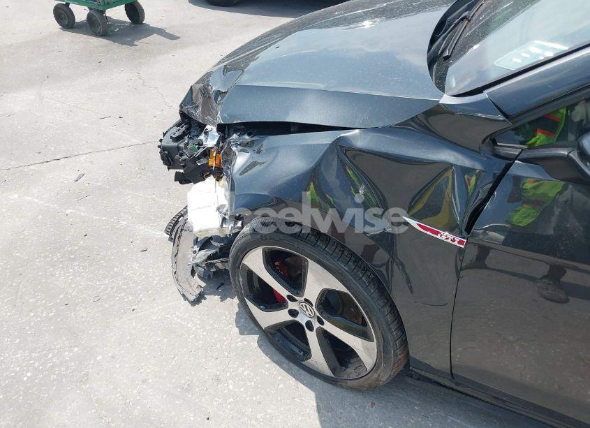 Photo 17 of 2015 Volkswagen Golf GTI 2.0T AUTOBAHN 4-DOOR (VIN 3VW4T7AU3FM029403)