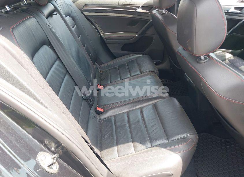 Photo 8 of 2015 Volkswagen Golf GTI 2.0T AUTOBAHN 4-DOOR (VIN 3VW4T7AU3FM029403)