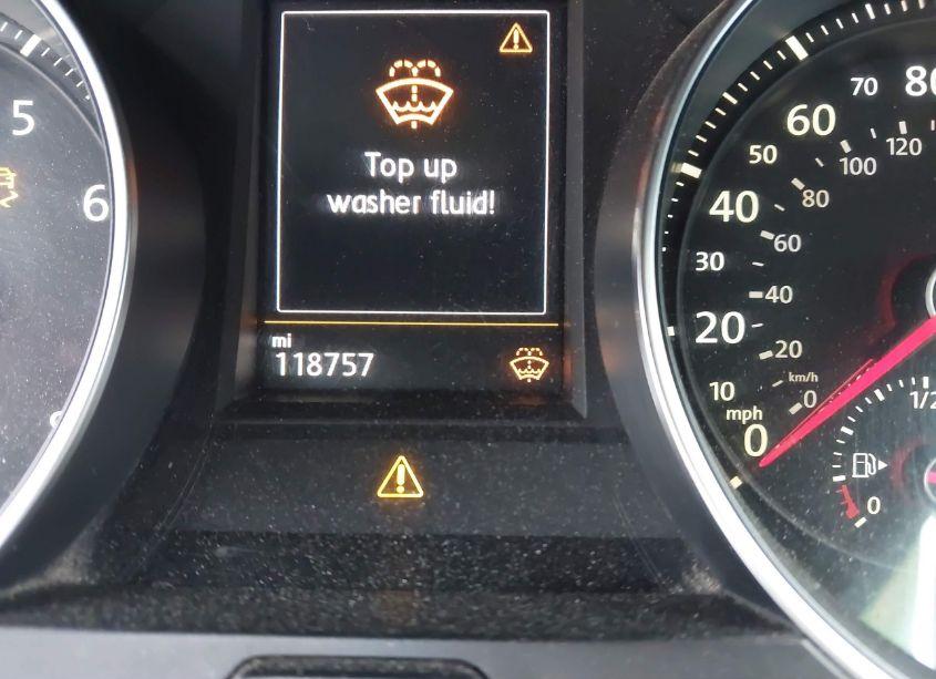 Photo 15 of 2015 Volkswagen Golf GTI 2.0T SE 4-DOOR (VIN 3VW4T7AU4FM070381)