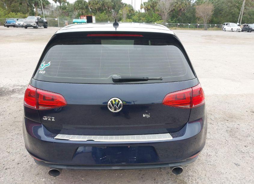 Photo 16 of 2015 Volkswagen Golf GTI 2.0T SE 4-DOOR (VIN 3VW4T7AU4FM070381)