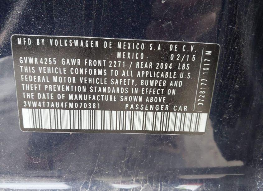 Photo 9 of 2015 Volkswagen Golf GTI 2.0T SE 4-DOOR (VIN 3VW4T7AU4FM070381)