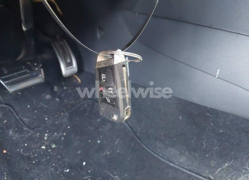 Photo 11 of 2016 Volkswagen Golf GTI S 4-DOOR (VIN 3VW4T7AU4GM036765)