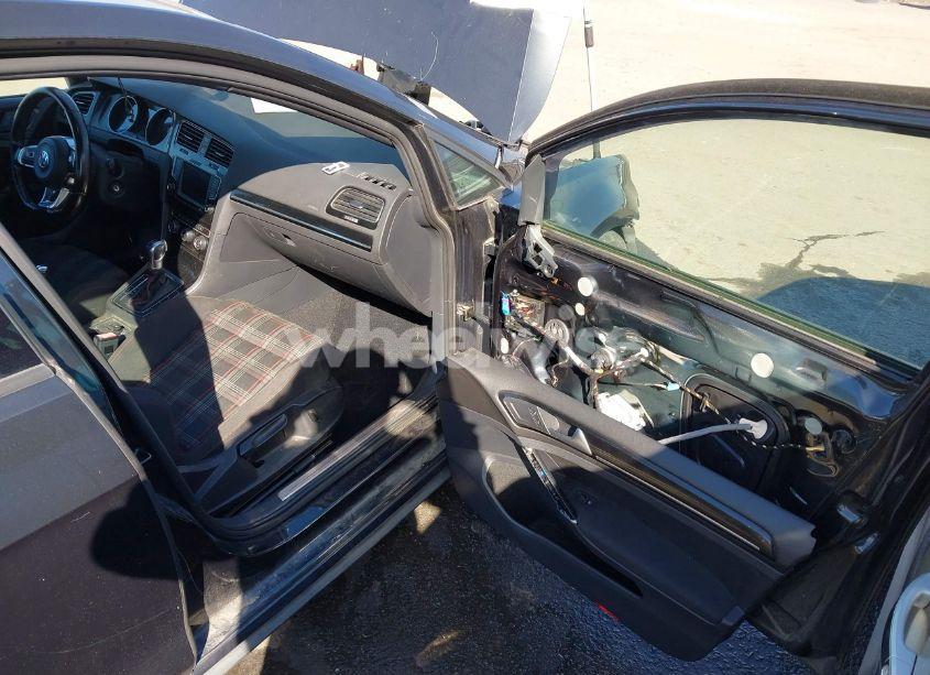 Photo 5 of 2016 Volkswagen Golf GTI S 4-DOOR (VIN 3VW4T7AU4GM059611)