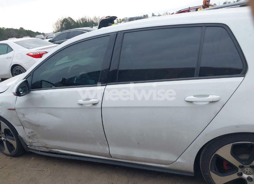 Photo 15 of 2017 Volkswagen Golf GTI AUTOBAHN 4-DOOR/S 4-DOOR/SE 4-DOOR/SPORT 4-DOOR (VIN 3VW4T7AU4HM069248)