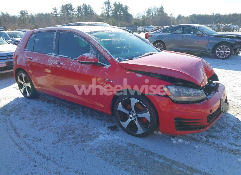 2015 Volkswagen Golf GTI 2.0T AUTOBAHN 4-DOOR (VIN 3VW4T7AU5FM017592) main photo