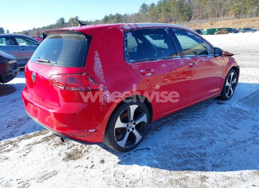 Photo 4 of 2015 Volkswagen Golf GTI 2.0T AUTOBAHN 4-DOOR (VIN 3VW4T7AU5FM017592)