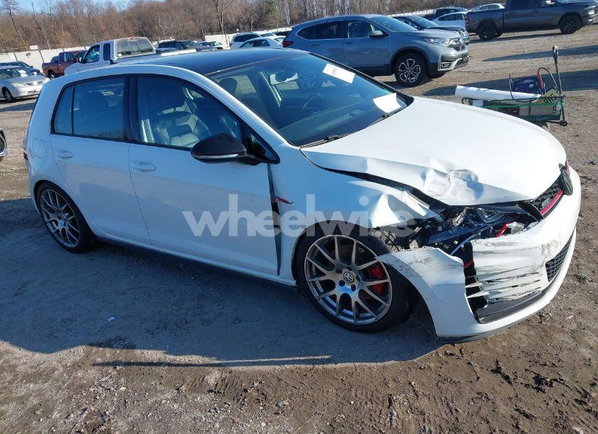 2015 Volkswagen Golf GTI 2.0T AUTOBAHN 4-DOOR (VIN 3VW4T7AU5FM034750) main photo