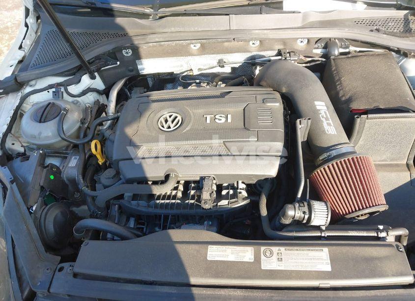 Photo 10 of 2015 Volkswagen Golf GTI 2.0T AUTOBAHN 4-DOOR (VIN 3VW4T7AU5FM034750)